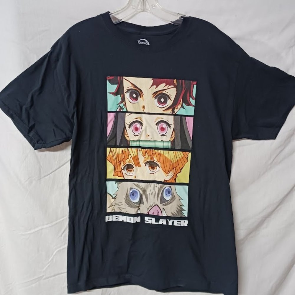 Demon Slayer black T shirt Hot Topic size M unisex